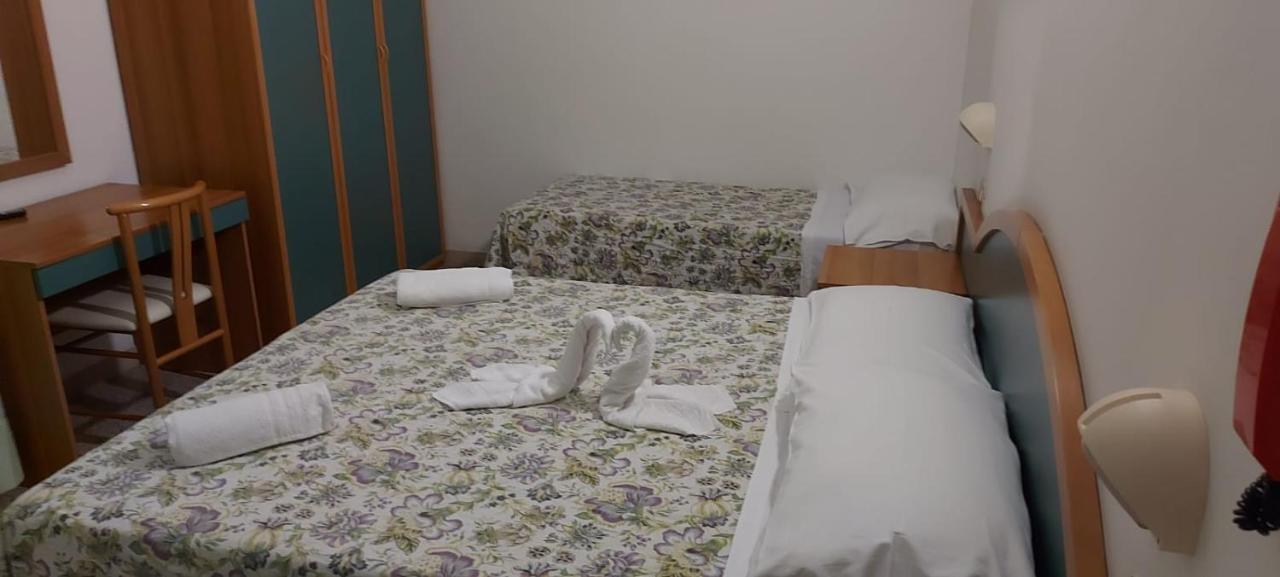 Hotel Santini Ρίμινι Εξωτερικό φωτογραφία