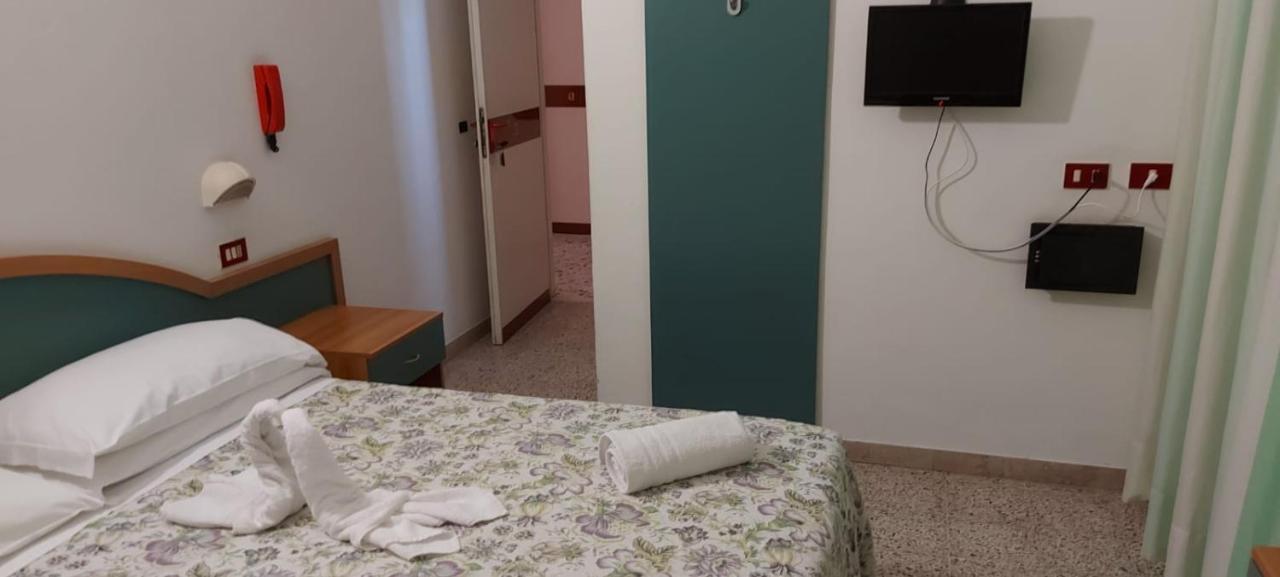 Hotel Santini Ρίμινι Εξωτερικό φωτογραφία