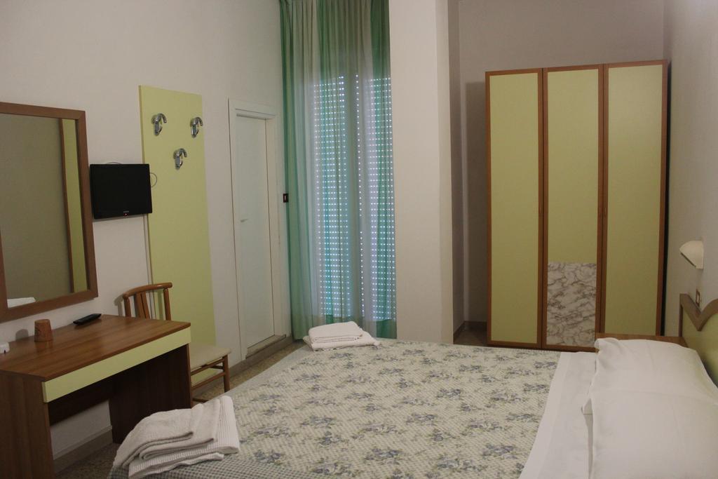 Hotel Santini Ρίμινι Εξωτερικό φωτογραφία
